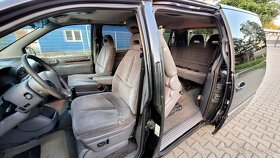 Sprzedam Chrysler Grand Voyager TDLX - 9