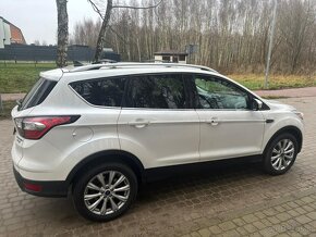 Ford Escape 2.0 EcoBoost AWD Titanium - 9