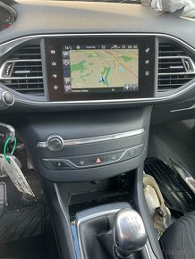 Peugeot 308 SW 1.2i 96kw, r.6/2015, klimatyzacja - 9