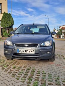 Ford focus mk2 1.6 benzyna - 9