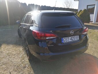 Opel Astra ST Business 1.6 diesel 2018 r 145000 przebieg - 9