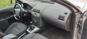 Ford Mondeo MK3 Trend 1.8B 110KM Hatchback 2004r zarej. - 9