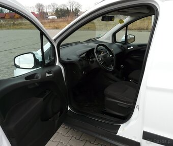 Ford Tourneo Courier - 9